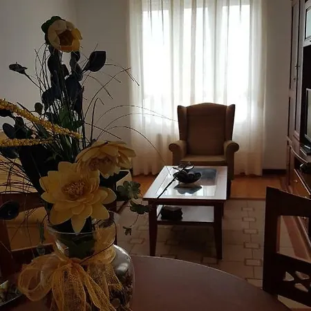 Apartamento 2 *